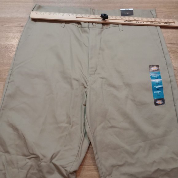 NWT Dickies Pants Mens Sz 38x34 Relaxed Fit Straight Leg High Rise Work Tan DMG* - Picture 5 of 12